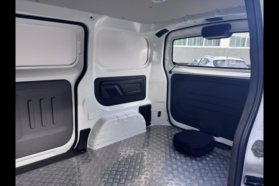 BYD ETP3 Standard 45 kWh CAMERA | STOELVERWARMING | RIJKLAARPRIJS INCL. RESTERENDE FABRIEKSGARANTIE