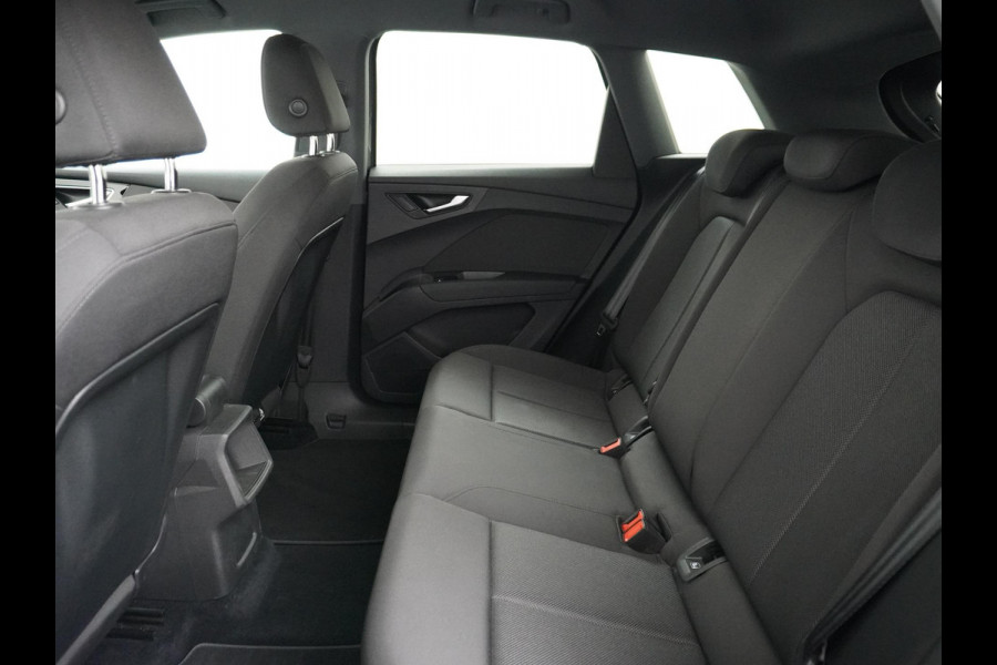 Audi Q4 e-tron 40 Advanced 77 kWh ORIG. NL. NAP KM.  | CAMERA | DEALER ONDERHOUDEN