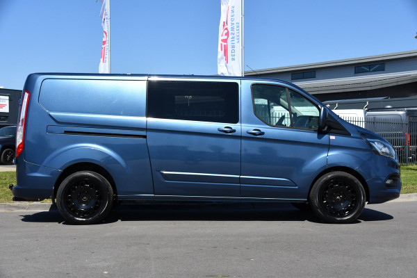 Ford Transit Custom 300 2.0 TDCI L2H1 Limited DC Camera, Cruise, Carplay, 170PK, Trekhaak, Stoelverwarming, Automaat, 2 x Schuifdeur, Uniek!