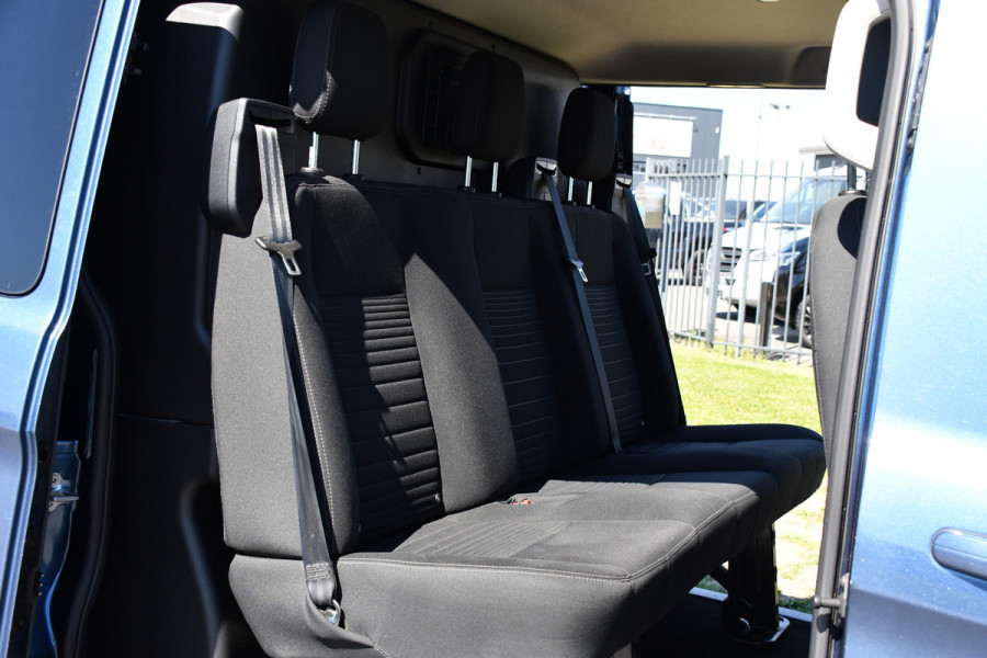 Ford Transit Custom 300 2.0 TDCI L2H1 Limited DC Camera, Cruise, Carplay, 170PK, Trekhaak, Stoelverwarming, Automaat, 2 x Schuifdeur, Uniek!