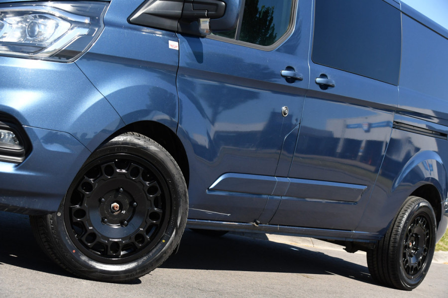 Ford Transit Custom 300 2.0 TDCI L2H1 Limited DC Camera, Cruise, Carplay, 170PK, Trekhaak, Stoelverwarming, Automaat, 2 x Schuifdeur, Uniek!