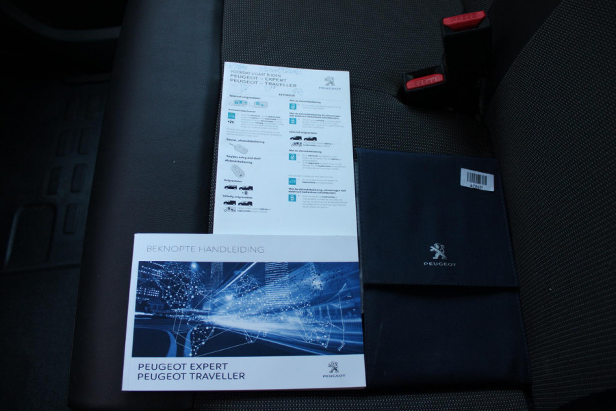 Peugeot Expert 2.0 BlueHDI 120PK L2 PREMIUM | TREKHAAK | NAVIGATIE | APPLE CARPLAY/ANDROID AUTO | LAADRUIMTE PAKKET | DODEHOEK DETECTIE | PARKEERSENSOREN VOOR EN ACHTER | 3-ZITS | CRUISE CONTROL | AIRCO | DAB+ RADIO |