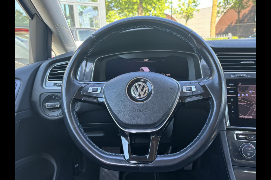 Volkswagen e-Golf e-Golf STOELVERWARMING | KEYLESS | RIJKLAAR INCL. 12 MND. BOVAGGARANTIE