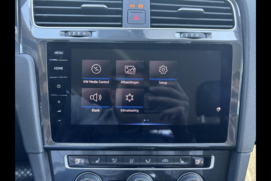 Volkswagen e-Golf e-Golf STOELVERWARMING | KEYLESS | RIJKLAAR INCL. 12 MND. BOVAGGARANTIE