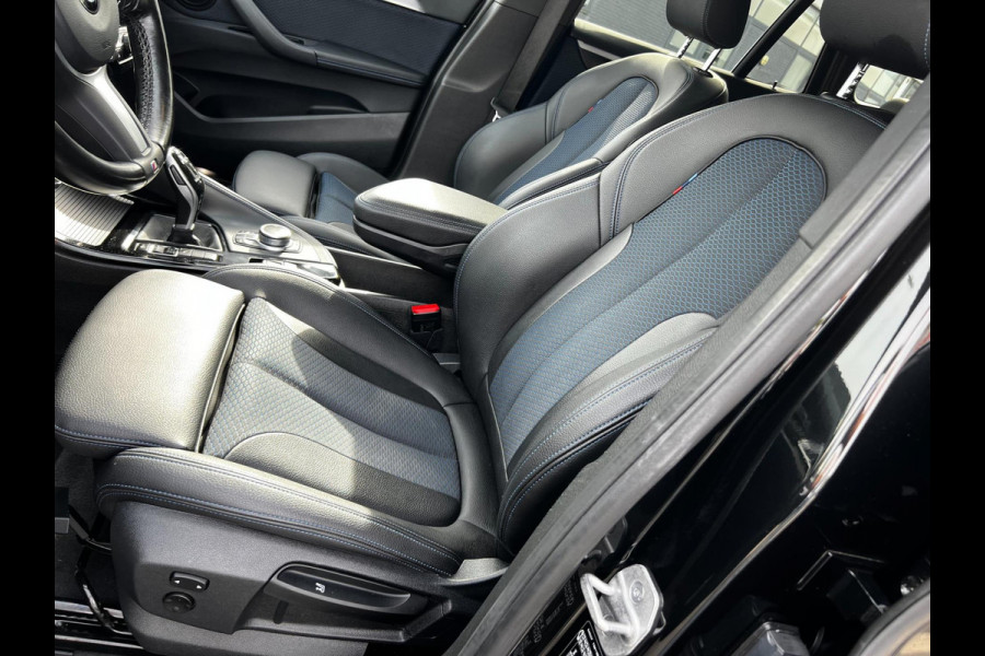 BMW X1 SDrive20i M-SPORT 19'' NAVI/LED/DAB/CARPLAY/ECC/PDC/CRUISE//