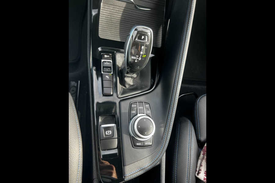 BMW X1 SDrive20i M-SPORT 19'' NAVI/LED/DAB/CARPLAY/ECC/PDC/CRUISE//