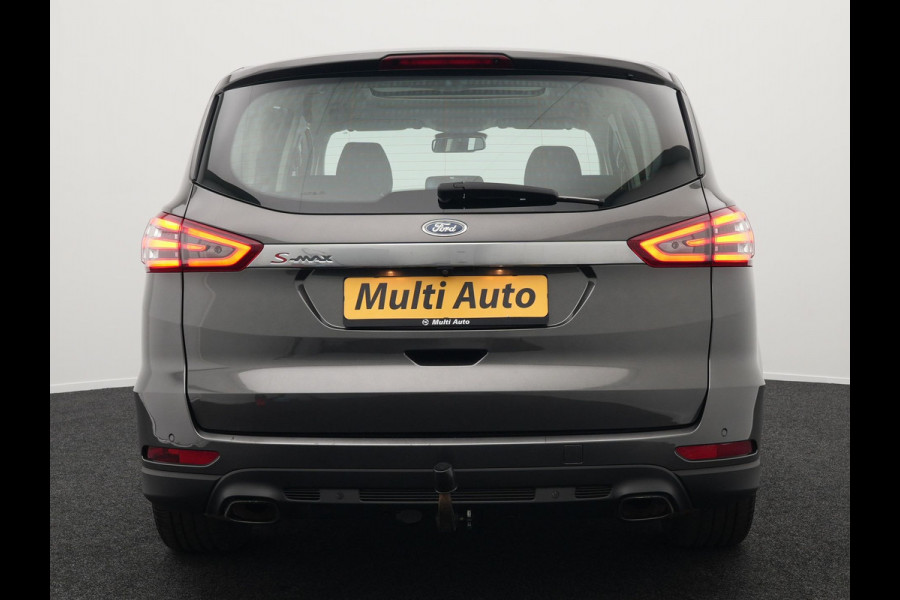 Ford S-Max 2.0 Titanium Automaat 7-Persoons 240pk | Trekhaak Afneembaar |  Panodak | Navigatie | Carplay | Sfeerverlichting | DAB | Camera | Cruise Control | Elektrische Achterklep |