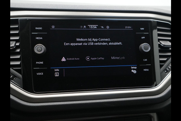 Volkswagen T-Roc 1.0 TSI 110pk Style Virtual Cockpit Clima Pdc Carplay 104