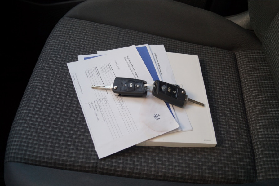 Volkswagen Caddy 2.0 TDI Comfort Cargo -AIRCO-PDC-CRUISE-CARPLAY-
