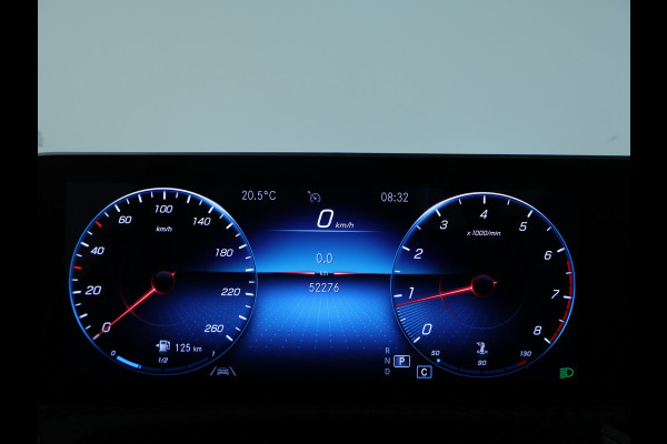 Mercedes-Benz CLA-Klasse 200 Business Solution | Led Koplampen | Spiegelpakket | Achteruitrijcamera | Stoelverwarming voor | Inclusief 24 maanden Mercedes-Benz Certified garantie voor Europa.