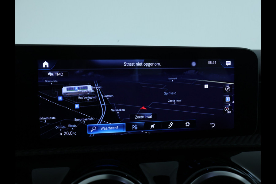 Mercedes-Benz CLA-Klasse 200 Business Solution | Led Koplampen | Spiegelpakket | Achteruitrijcamera | Stoelverwarming voor | Inclusief 24 maanden Mercedes-Benz Certified garantie voor Europa.