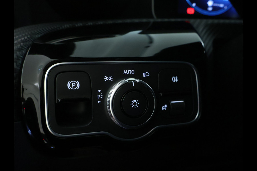 Mercedes-Benz CLA-Klasse 200 Business Solution | Led Koplampen | Spiegelpakket | Achteruitrijcamera | Stoelverwarming voor | Inclusief 24 maanden Mercedes-Benz Certified garantie voor Europa.