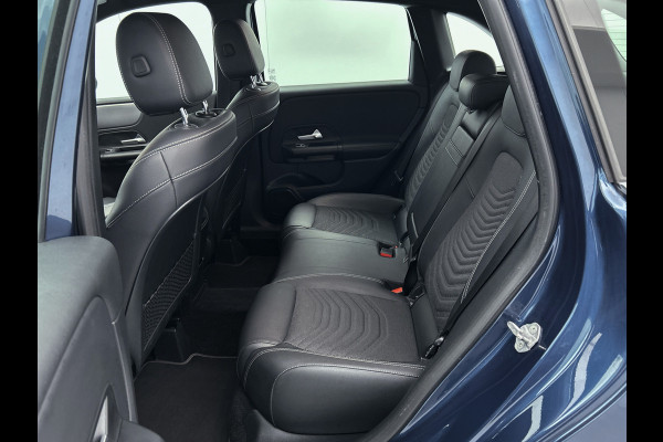 Mercedes-Benz B-Klasse 160 Advantage | Achteruitrijcamera | Lichtmetalen velgen | Navigatie | Parking support | Spiegelpakket | Inclusief 24 maanden MB Certified garantie voor Europa