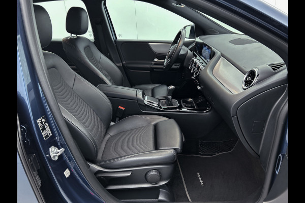 Mercedes-Benz B-Klasse 160 Advantage | Achteruitrijcamera | Lichtmetalen velgen | Navigatie | Parking support | Spiegelpakket | Inclusief 24 maanden MB Certified garantie voor Europa