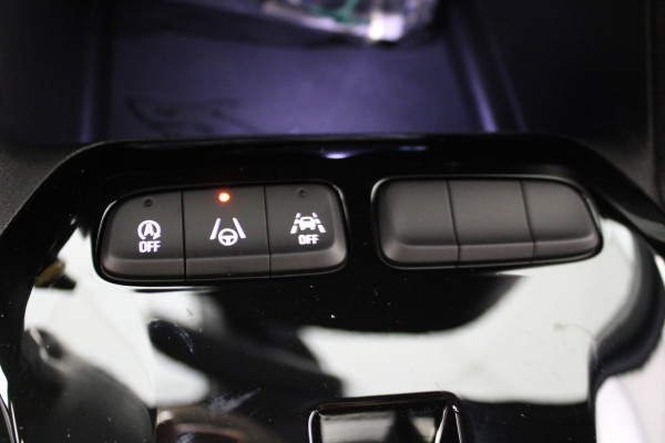 Opel Corsa 1.2 Turbo Hybrid GS