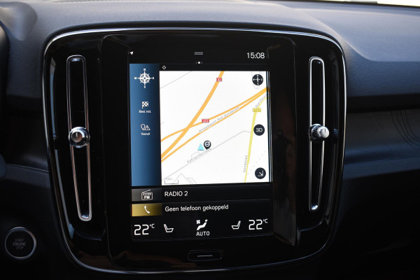 Volvo XC40 T4 211PK Automaat Inscription / Navigatie / Cruisecontrol / Lighting / Stoelverwarming / Stuurverwarming / Elektrische Stoelen / Harman Kardon / Trekhaak /