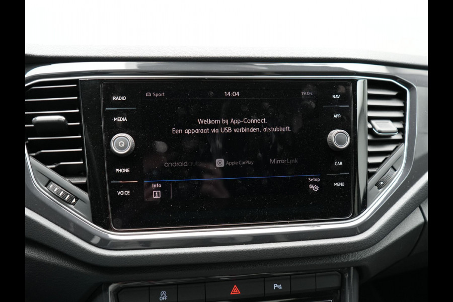 Volkswagen T-Roc 2.0 TSI 4Motion Sport 190pk | Adaptive Cruise | Carplay | LED Koplampen | Navi | Stoelverwaming | Spraakbediening |