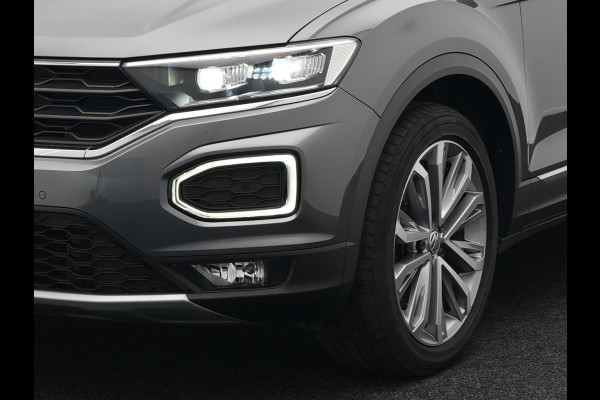 Volkswagen T-Roc 2.0 TSI 4Motion Sport 190pk | Adaptive Cruise | Carplay | LED Koplampen | Navi | Stoelverwaming | Spraakbediening |