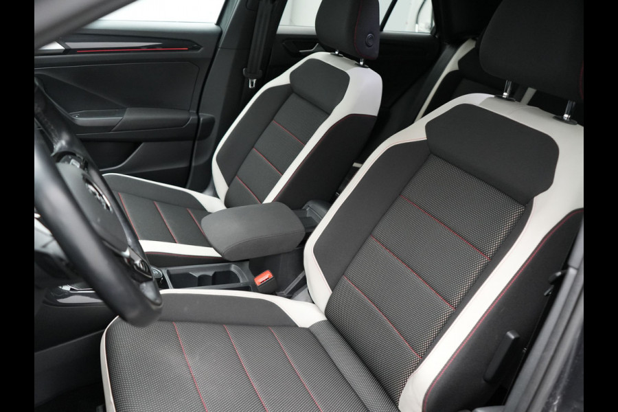 Volkswagen T-Roc 2.0 TSI 4Motion Sport 190pk | Adaptive Cruise | Carplay | LED Koplampen | Navi | Stoelverwaming | Spraakbediening |