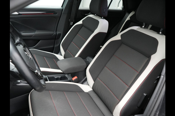 Volkswagen T-Roc 2.0 TSI 4Motion Sport 190pk | Adaptive Cruise | Carplay | LED Koplampen | Navi | Stoelverwaming | Spraakbediening |