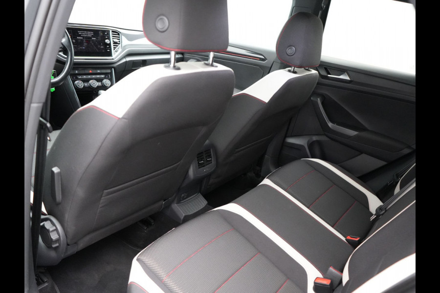 Volkswagen T-Roc 2.0 TSI 4Motion Sport 190pk | Adaptive Cruise | Carplay | LED Koplampen | Navi | Stoelverwaming | Spraakbediening |