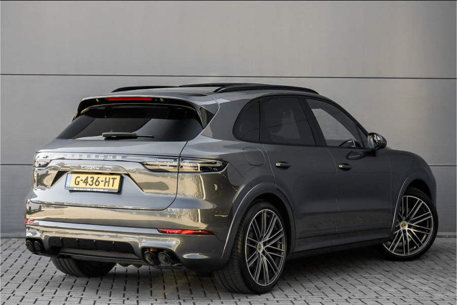 Porsche Cayenne 3.0 E-Hybrid 462PK Sport Design Sport Chrono Pano Trekhaak 22"