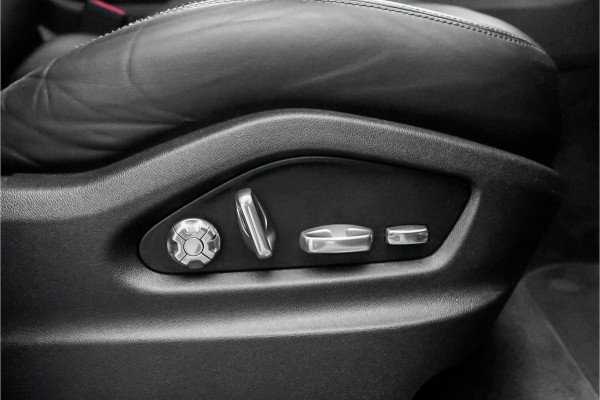 Porsche Cayenne 3.0 E-Hybrid 462PK Sport Design Sport Chrono Pano Trekhaak 22"