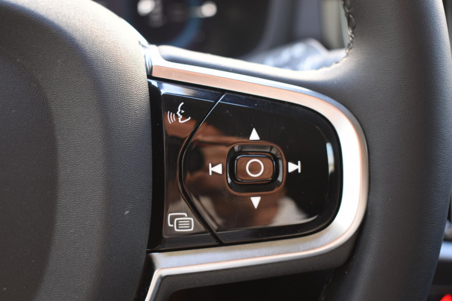 Volvo V60 T6 350PK Automaat AWD Plus Dark / Adaptieve Cruisecontrol / Parkeersensoren / Stoelverwarming / Stuurverwarming / Lighting / Elektrische Stoelen /