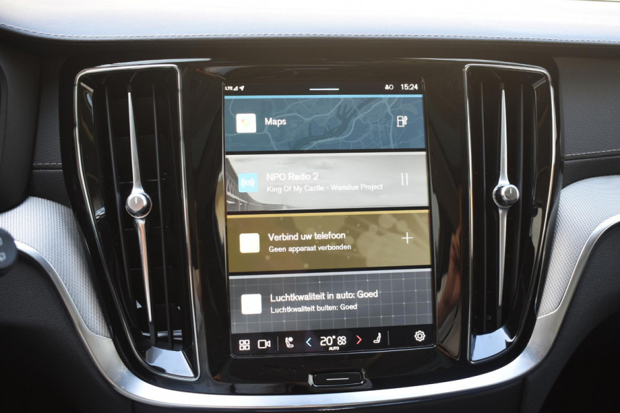 Volvo V60 T6 350PK Automaat AWD Ultra Dark / Adaptieve Cruisecontrol / Parkeersensoren / Stoelverwarming / Stuurverwarming / 360 Camera / Elektrische Stoelen /
