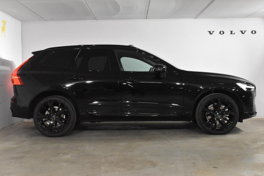 Volvo XC60 T6 350PK AWD Plus Black Edition / Adaptieve cruise control / Harman Kardon / BLIS / Panoramadak / Apple carplay / Parkeersensoren met 360 camera / Elektrische achterklep / Elektrische stoelen met geheugen / Stoel en stuurwielverwarming / 21” velgen / Trekhaak /