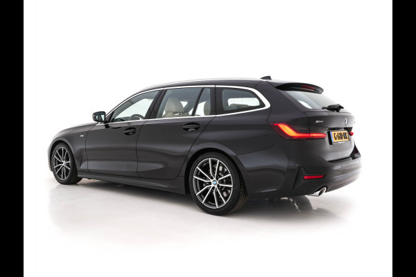 BMW 3 Serie Touring 330i High Executive Edition Sport-Pack Aut. *VERNASCA-FULL-LEATHER | DIGI-COCKPIT | FULL-LED | SPORT-SEATS | HIFI-SOUND | AMBIENT-LIGHT | HEATED-SEATS | DAB | NAVI-FULLMAP | ECC | CARPLAY | PDC | CRUISE | 18"ALU*