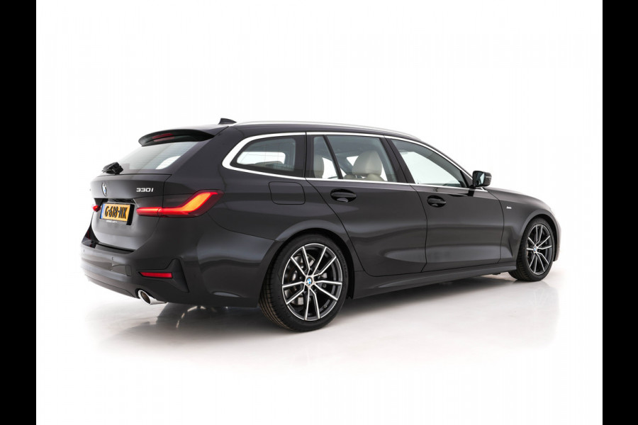 BMW 3 Serie Touring 330i High Executive Edition Sport-Pack Aut. *VERNASCA-FULL-LEATHER | DIGI-COCKPIT | FULL-LED | SPORT-SEATS | HIFI-SOUND | AMBIENT-LIGHT | HEATED-SEATS | DAB | NAVI-FULLMAP | ECC | CARPLAY | PDC | CRUISE | 18"ALU*