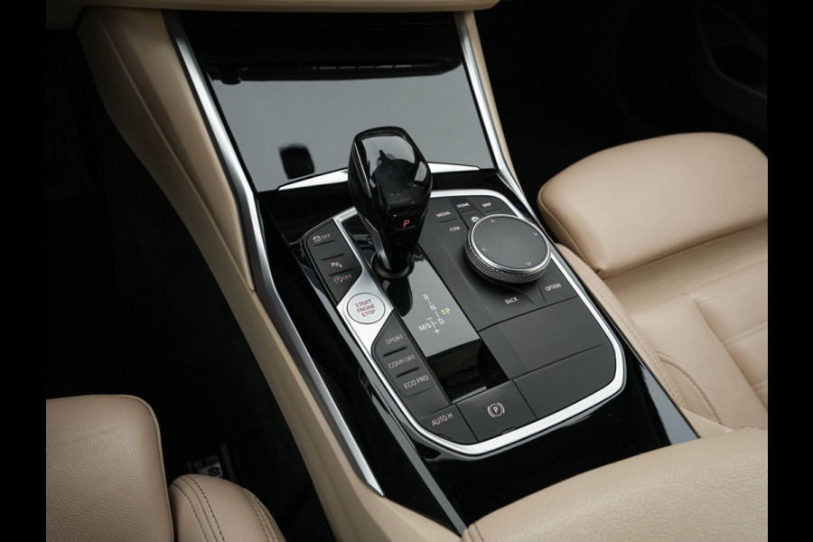 BMW 3 Serie Touring 330i High Executive Edition Sport-Pack Aut. *VERNASCA-FULL-LEATHER | DIGI-COCKPIT | FULL-LED | SPORT-SEATS | HIFI-SOUND | AMBIENT-LIGHT | HEATED-SEATS | DAB | NAVI-FULLMAP | ECC | CARPLAY | PDC | CRUISE | 18"ALU*