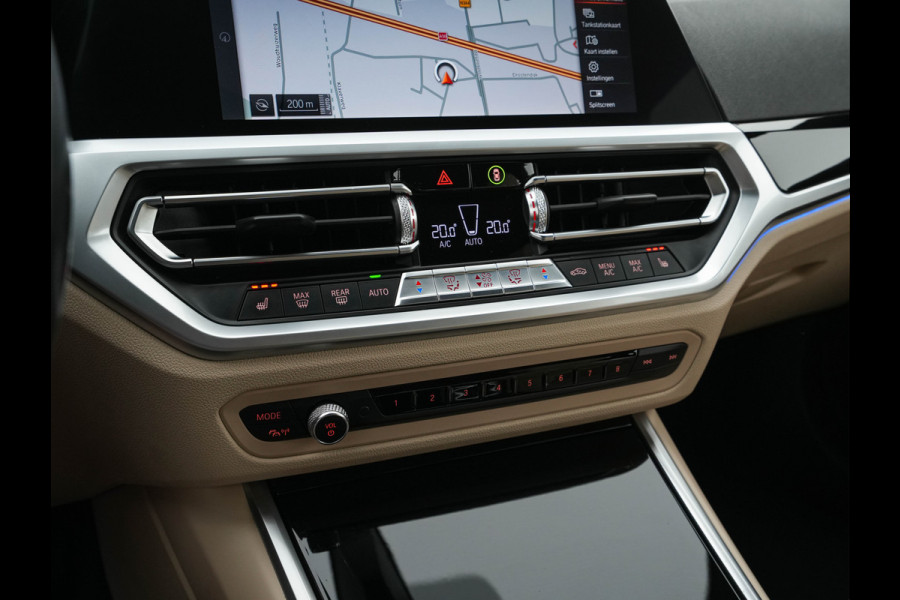 BMW 3 Serie Touring 330i High Executive Edition Sport-Pack Aut. *VERNASCA-FULL-LEATHER | DIGI-COCKPIT | FULL-LED | SPORT-SEATS | HIFI-SOUND | AMBIENT-LIGHT | HEATED-SEATS | DAB | NAVI-FULLMAP | ECC | CARPLAY | PDC | CRUISE | 18"ALU*