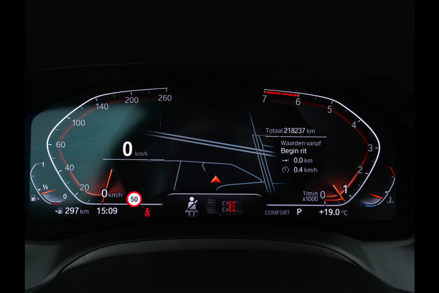 BMW 3 Serie Touring 330i High Executive Edition Sport-Pack Aut. *VERNASCA-FULL-LEATHER | DIGI-COCKPIT | FULL-LED | SPORT-SEATS | HIFI-SOUND | AMBIENT-LIGHT | HEATED-SEATS | DAB | NAVI-FULLMAP | ECC | CARPLAY | PDC | CRUISE | 18"ALU*