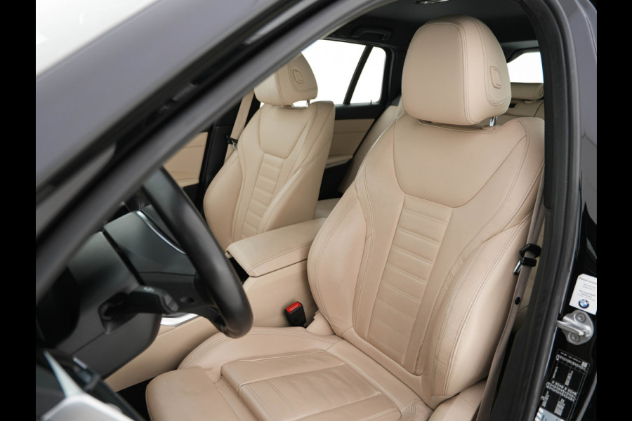 BMW 3 Serie Touring 330i High Executive Edition Sport-Pack Aut. *VERNASCA-FULL-LEATHER | DIGI-COCKPIT | FULL-LED | SPORT-SEATS | HIFI-SOUND | AMBIENT-LIGHT | HEATED-SEATS | DAB | NAVI-FULLMAP | ECC | CARPLAY | PDC | CRUISE | 18"ALU*