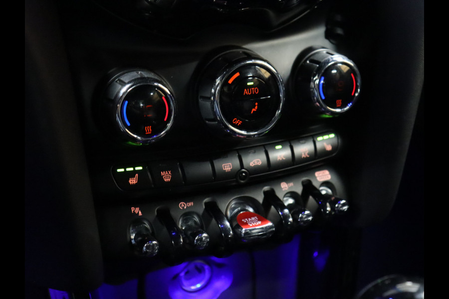 MINI Mini 1.5 Cooper Chili [CRUISE CONTROL, SFEERVERLICHTING, PDC V+A BLUETOOH, STOELVERWARMING, CLIMATE CONTROL, UNION JACK ACHERLAMPEN, VOL LEDER, NAVIGATIE, NIEUWSTAAT]