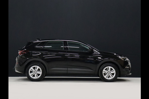 Opel Grandland X 1.2 Turbo Business Elegance [CARPLAY, CRUISE CONTROL, CAMERA, TREKHAAK, STUUR EN STOEL VERWARMING, DENON GELUIDSINSTALLATIE, NAVIGATIE, NIEUWSTAAT]