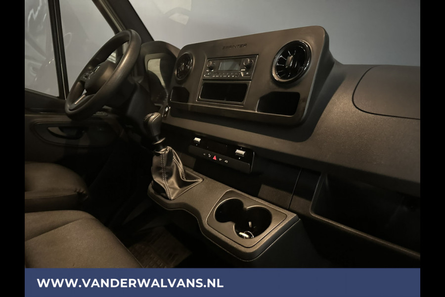 Mercedes-Benz Sprinter 315 CDI 150pk L3H2 Euro6 Airco | Camera | Cruisecontrol | Stoelverwarming 270 Graden achterdeuren, Bijrijdersbank