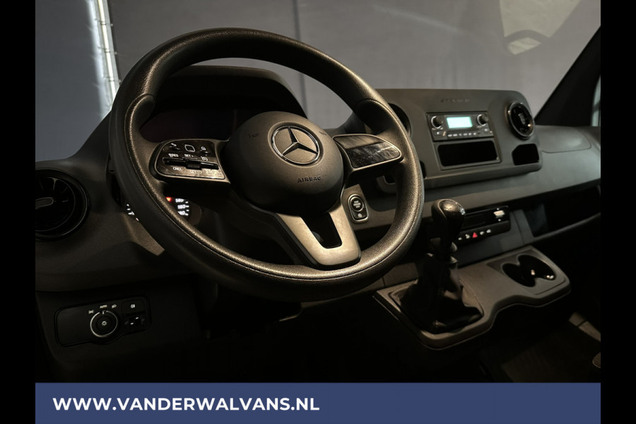 Mercedes-Benz Sprinter 315 CDI 150pk L3H2 Euro6 Airco | Camera | Cruisecontrol | Stoelverwarming 270 Graden achterdeuren, Bijrijdersbank