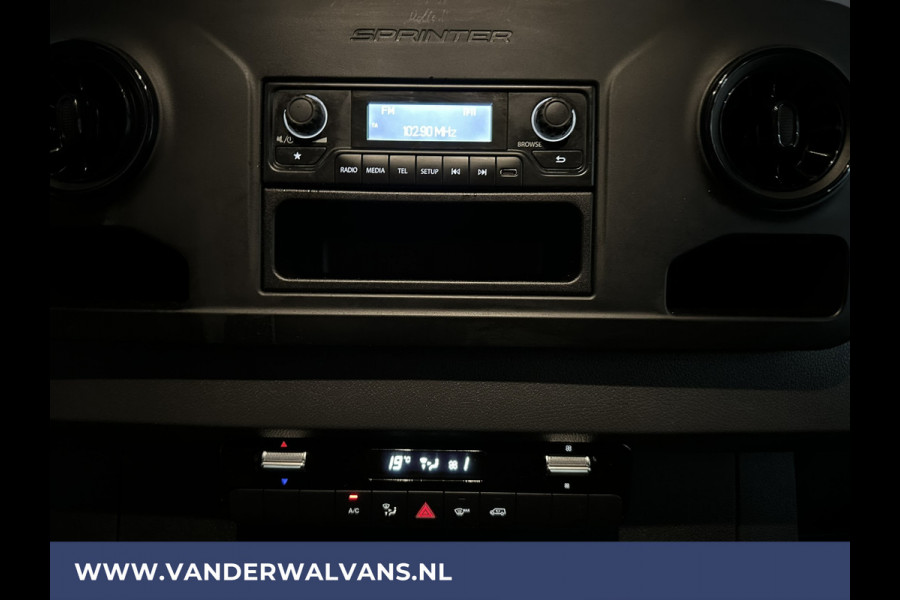 Mercedes-Benz Sprinter 315 CDI 150pk L3H2 Euro6 Airco | Camera | Cruisecontrol | Stoelverwarming 270 Graden achterdeuren, Bijrijdersbank