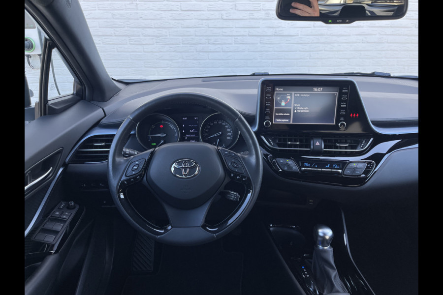 Toyota C-HR 2.0 Hybrid Team D | CarPlay | Parelmoer | Camera | ACC | LED | DAB+ | Keyless | 18 inch