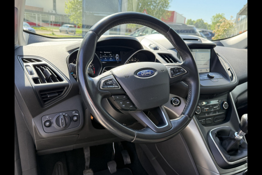 Ford Kuga BWJ 2017 | 1.5T 120PK Trend Ultimate | TREKHAAK | CLIMA | CRUISE | NAVI | LICHTMETAAL | PDC | CARPLAY