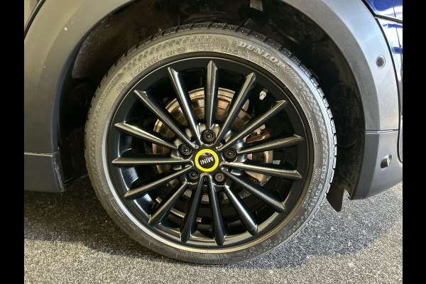 MINI Mini Electric Yours 33 kWh | Elektrisch schuif/kantel panoramadak | Harman & Kardon | Verwarmde voorstoelen | SoH (batterijcheck) 97 % score!
