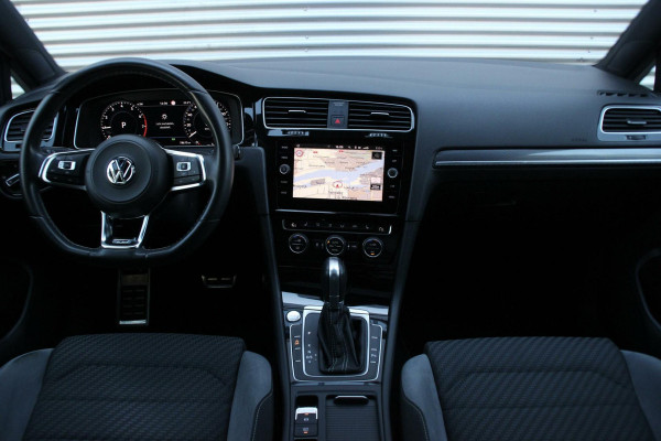 Volkswagen Golf 7.5 - 1.5 TSI ACT 2x R Line 150 PK Automaat |PANORAMADAK, VIRTUAL, CRUISE, STOELVERWARMING, CAMERA, LED, PDC|
