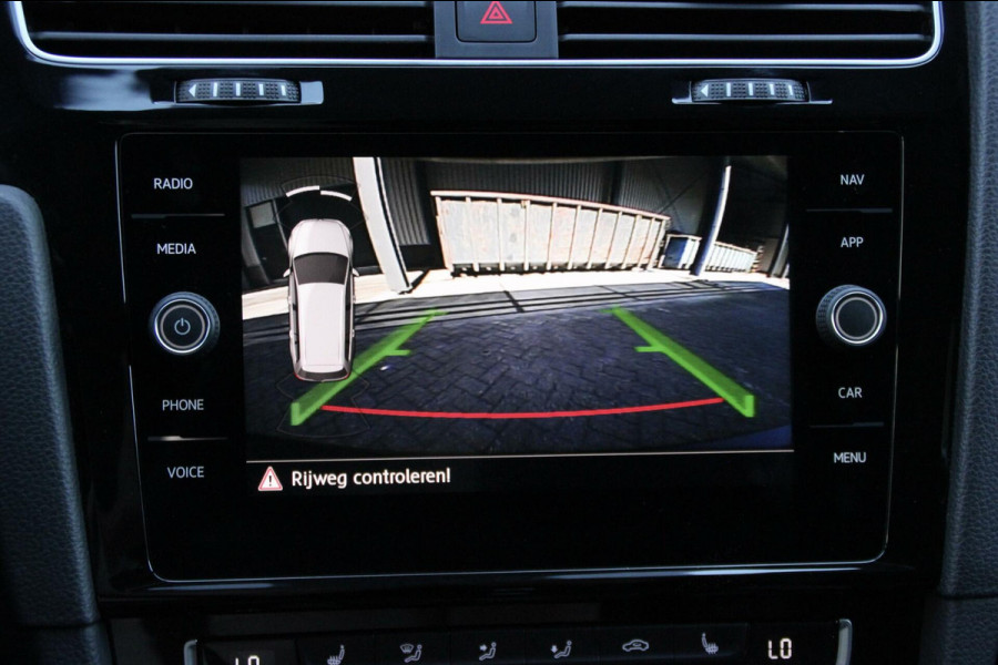 Volkswagen Golf 7.5 - 1.5 TSI ACT 2x R Line 150 PK Automaat |PANORAMADAK, VIRTUAL, CRUISE, STOELVERWARMING, CAMERA, LED, PDC|