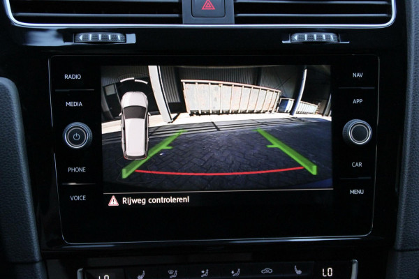 Volkswagen Golf 7.5 - 1.5 TSI ACT 2x R Line 150 PK Automaat |PANORAMADAK, VIRTUAL, CRUISE, STOELVERWARMING, CAMERA, LED, PDC|