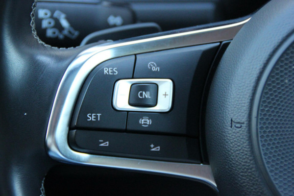 Volkswagen Golf 7.5 - 1.5 TSI ACT 2x R Line 150 PK Automaat |PANORAMADAK, VIRTUAL, CRUISE, STOELVERWARMING, CAMERA, LED, PDC|