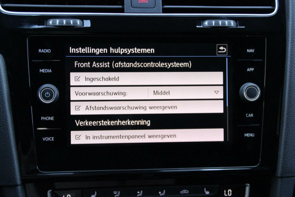 Volkswagen Golf 7.5 - 1.5 TSI ACT 2x R Line 150 PK Automaat |PANORAMADAK, VIRTUAL, CRUISE, STOELVERWARMING, CAMERA, LED, PDC|