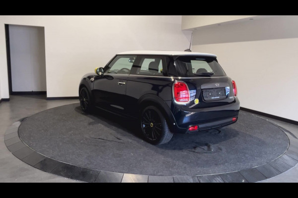 MINI Mini Electric Yours 33 kWh | Elektrisch schuif/kantel panoramadak | Harman & Kardon | Verwarmde voorstoelen | SoH (batterijcheck) 97 % score!